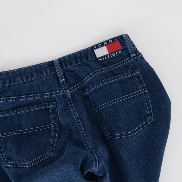 Vintage Tommy Hilfiger Dark Wash Flared Leg Denim Jeans Size 30 - Picture 7 of 13